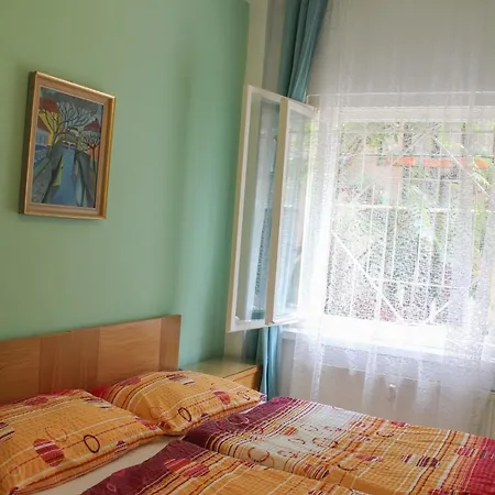 Pragapart Apartmán *